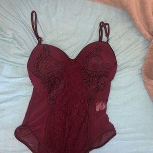 Lace bodysuit !